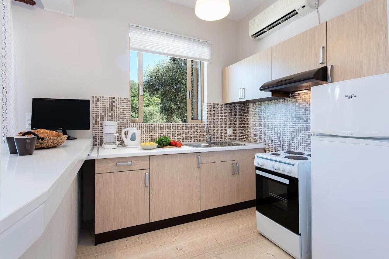 Kokoros Apartments Kato Korakiana Dış mekan fotoğraf