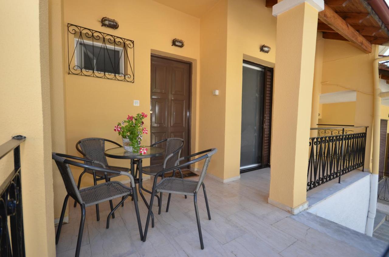 Kokoros Apartments Kato Korakiana Dış mekan fotoğraf